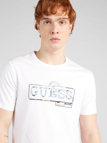 GUESS - Camiseta en blanco