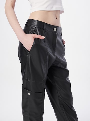 Effilé Pantalon cargo 'Tary' BOSS en noir