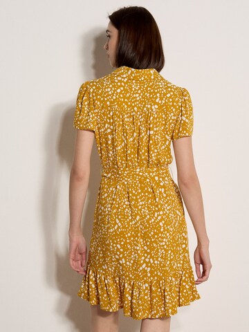 Apricot Scattered Squares Shirt Mini Dress ' ' in Gelb