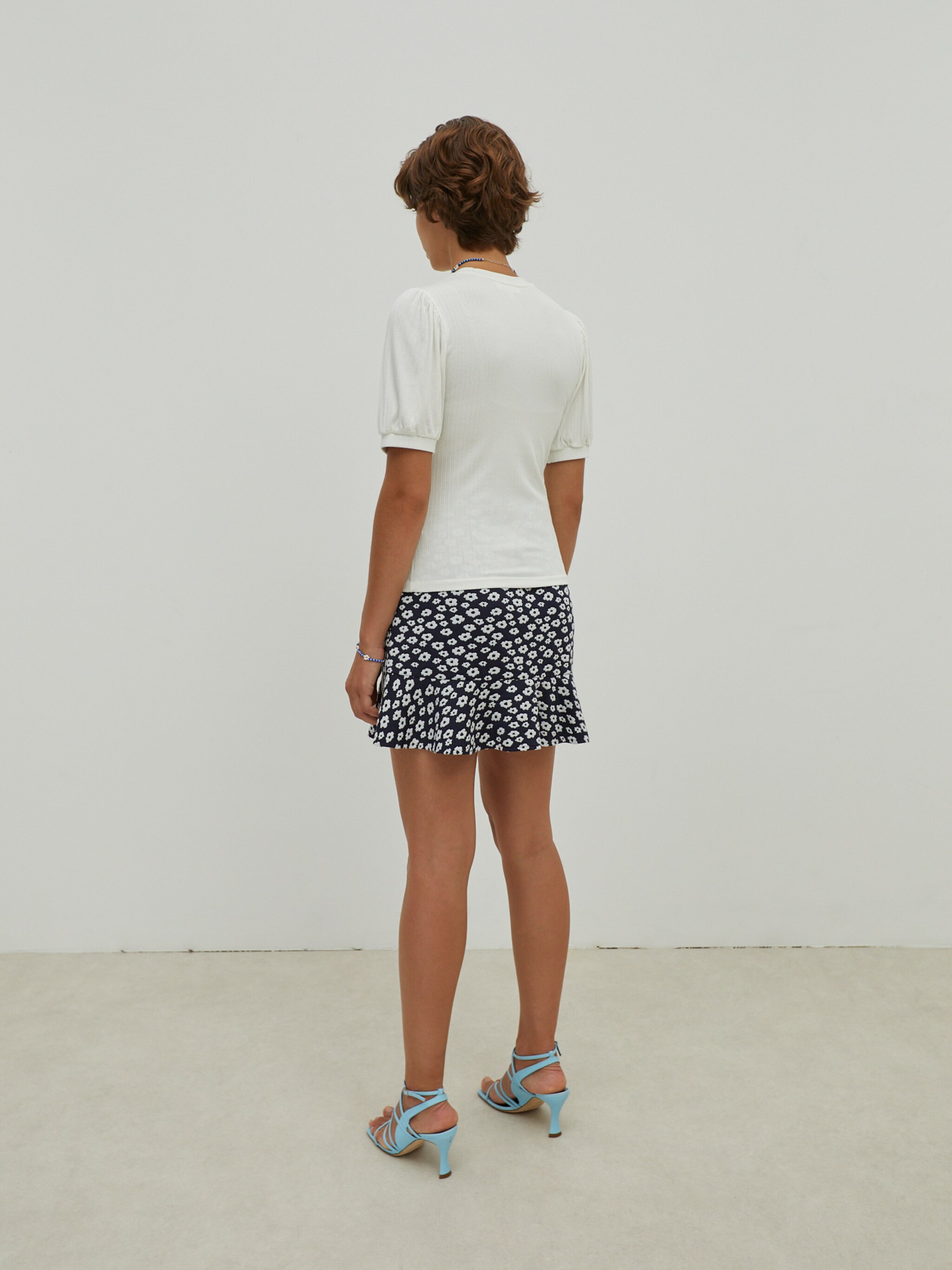 EDITED Produits T-shirt 'Hailey' blanc cassé