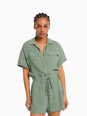 Bershka Jumpsuit in Groen: voorkant