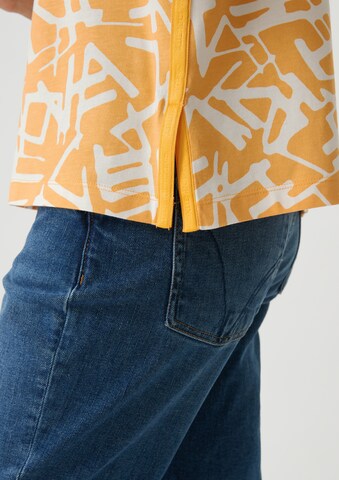 comma casual identity - Camiseta en amarillo