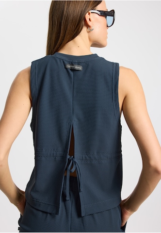 rethinkit studios Top  'Airflow' in Blau