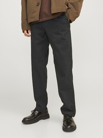 JACK & JONES Ohlapna forma Chino hlače 'JPSTKANE JJDAVE' | črna barva: sprednja stran