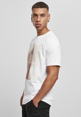 Coupe regular T-Shirt 'Sensitive Content' Mister Tee en blanc