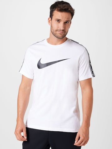 Maglietta di Nike Sportswear in bianco: frontale