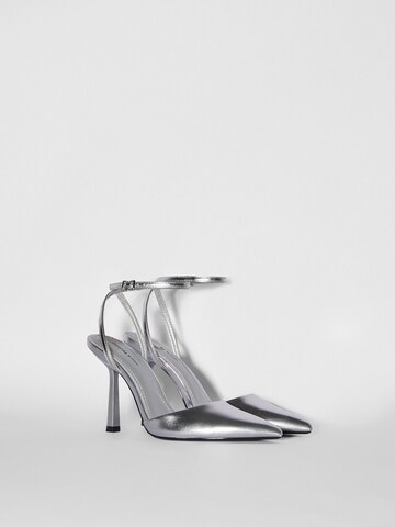 Bershka Pumps in Zilver