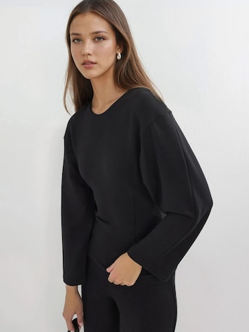 Busem Bluza | črna barva