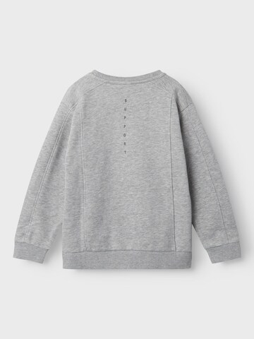 NAME IT Sweatshirt in Grau