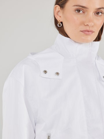 monari Between-Season Jacket in Beige