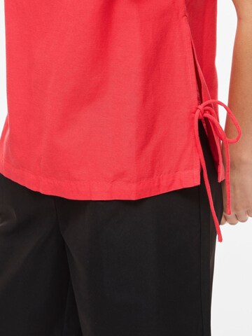 VILA - Blusa en rojo