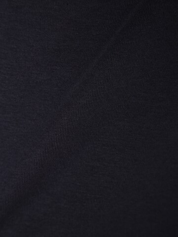 Marie Lund Top in Blue