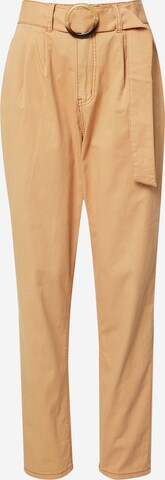 Peppercorn Tapered Pleat-Front Pants 'Dalina' in Brown: front