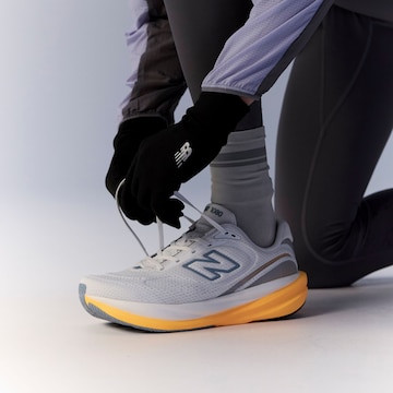 new balance Loopschoen '1080v15 Grey Days' in Wit