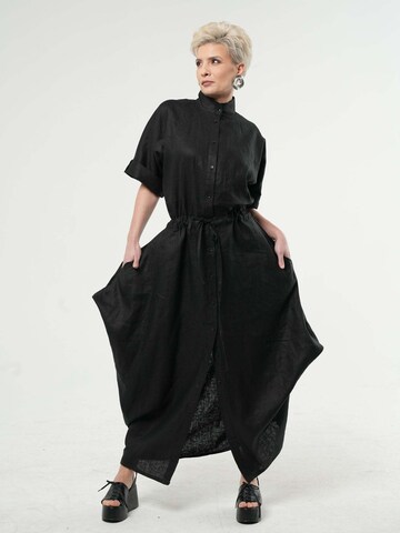 Metamorphoza Dress in Black: front