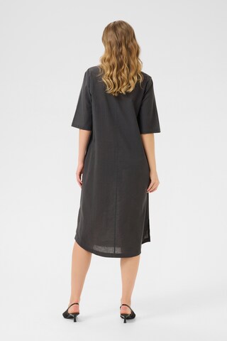 Robe 'Kia' Kaffe en gris