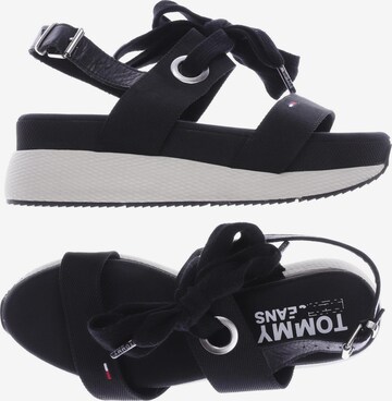 Tommy Jeans Sandalen 38 in Schwarz: predná strana