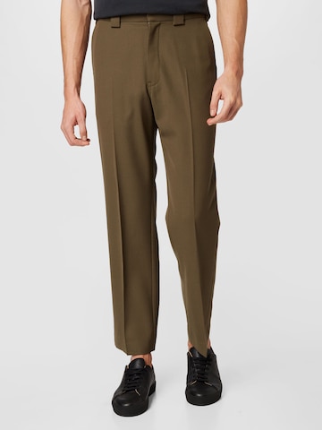 Won Hundred Regular Trousers with creases 'Jayden' in Green: front