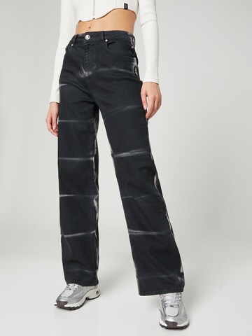 VIERVIER Wide leg Jeans 'Mayra' in Zwart: voorkant