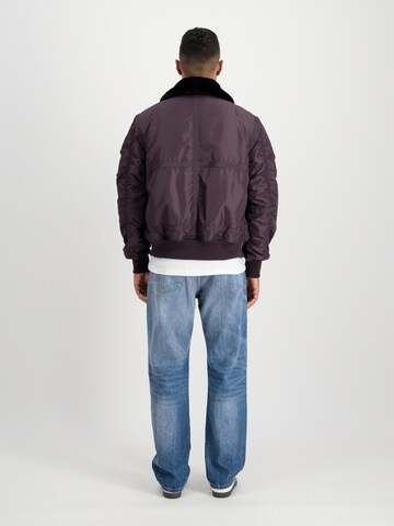 ALPHA INDUSTRIES - Ajuste regular Chaqueta de invierno 'B15-3 TT' en lila