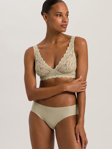 Hanro Triangel Soft Cup BH ' Moments ' in Beige: predná strana