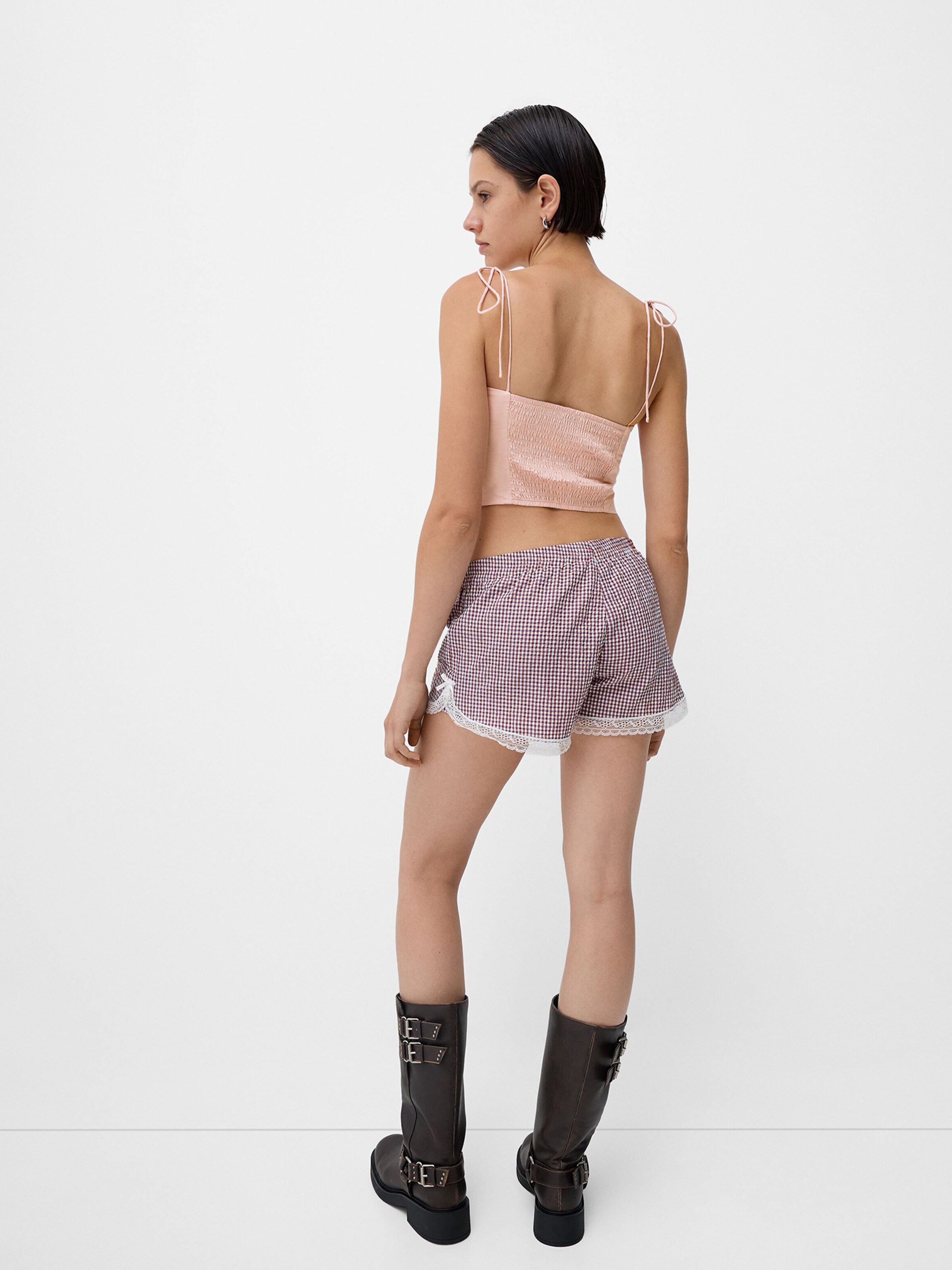 Bershka Top in Rosa ABOUT YOU