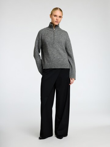 SELECTED FEMME Pullover i grå