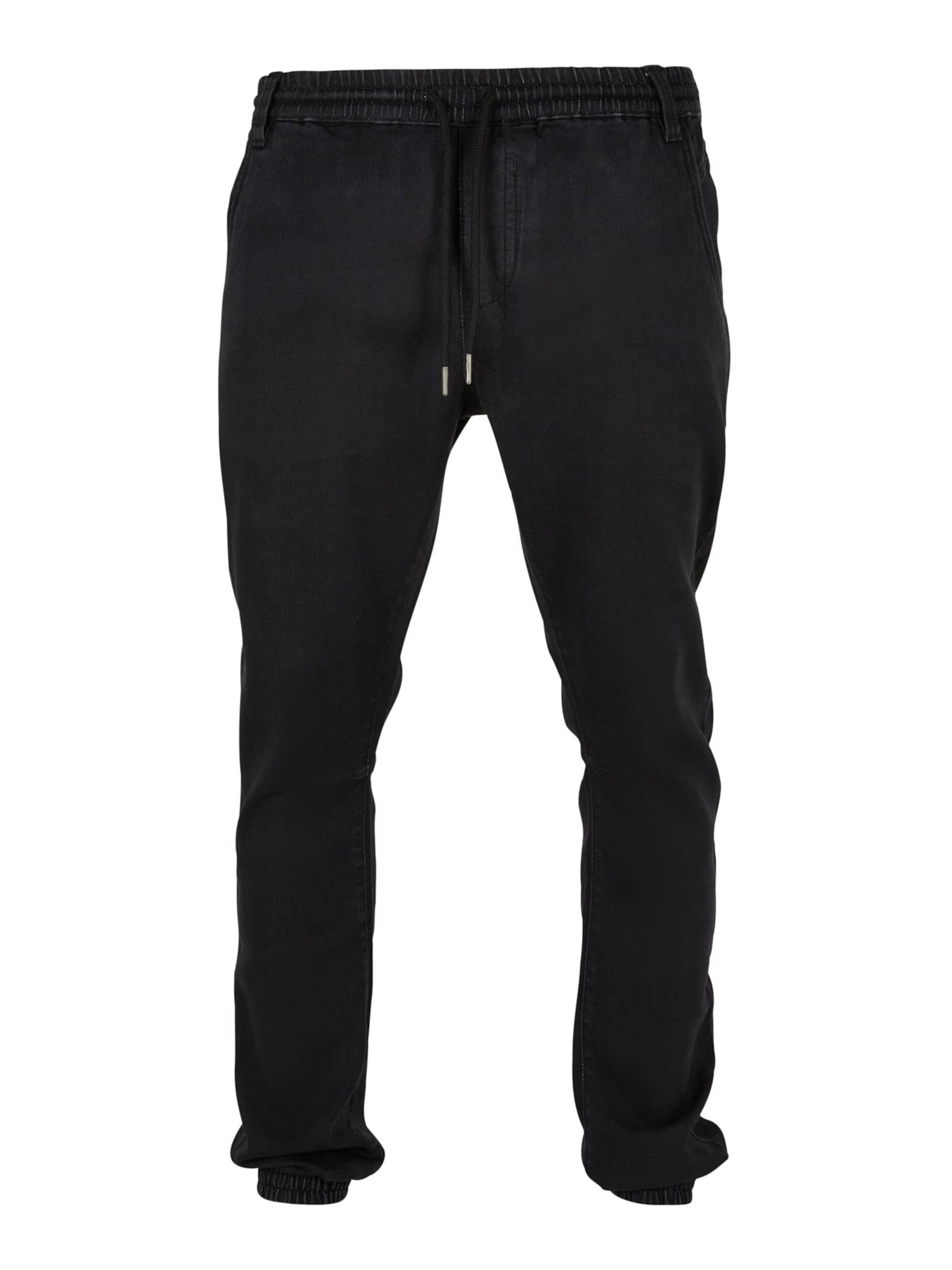 Urban Classics Tapered Jeans in Schwarz: Vorderseite