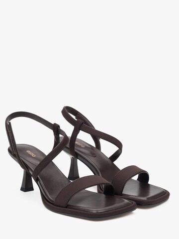 Estro Sandals '203-24106-03' in Brown