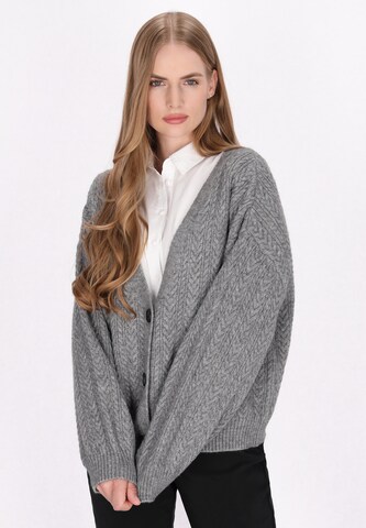 DreiMaster Klassik Knit Cardigan in Grey: front