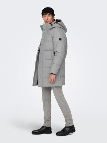 Manteau d’hiver 'Carl' Only & Sons en gris