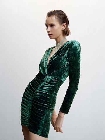 MANGO Sukienka koktajlowa 'TRASTI' w kolorze zielony: przód