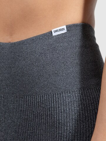 Skinny Leggings ' Amaze ' Smilodox en gris