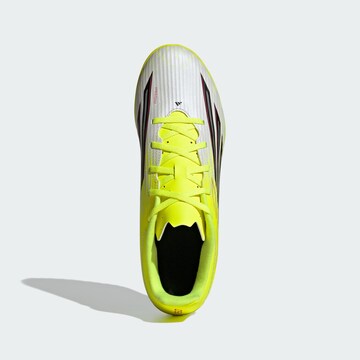 Chaussure de foot 'F50 Club' ADIDAS PERFORMANCE en jaune