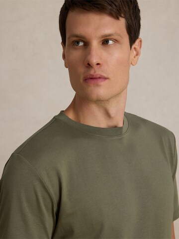 DAN FOX APPAREL - Ajuste regular Camiseta 'Piet' en verde