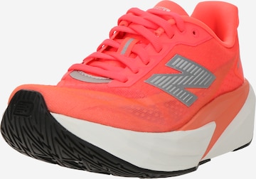new balance Buty do biegania 'Rebel V5' w kolorze czerwony: przód