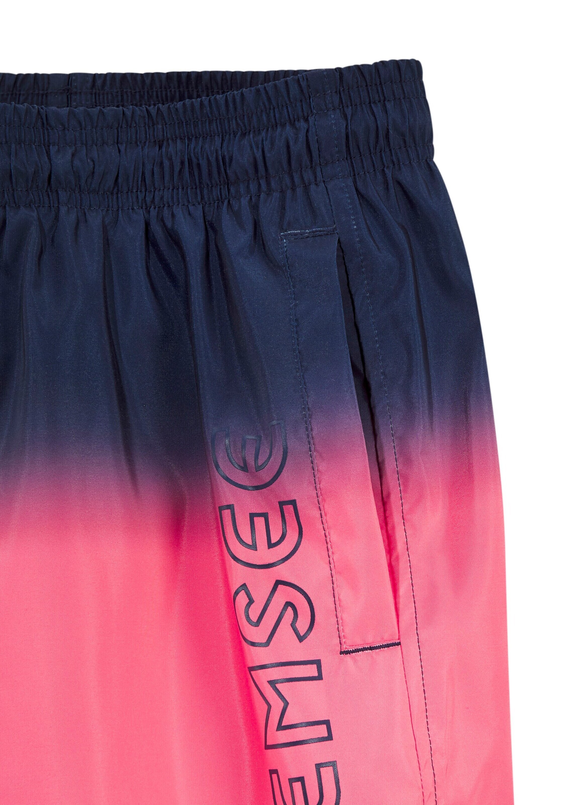 CHIEMSEE Board Shorts in Pink