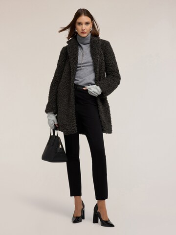Manteau d’hiver MOTIVI en gris