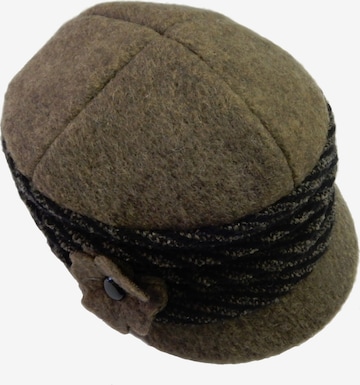 Chaplino Cap in Brown: front