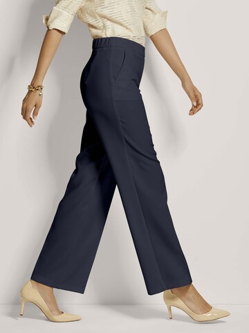 Regular Pantalon à plis MADELEINE en bleu