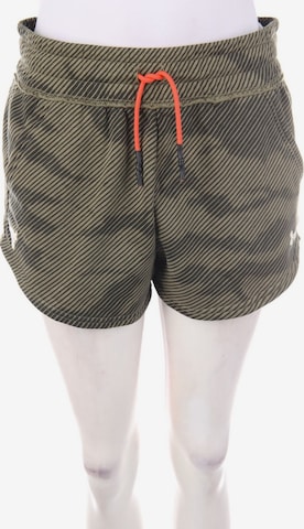 UNDER ARMOUR Shorts in S in Green: front