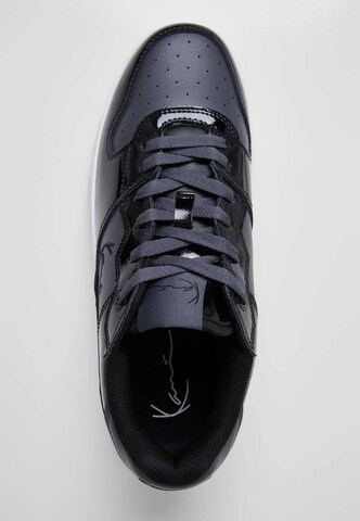 Karl Kani Sneakers in Grijs
