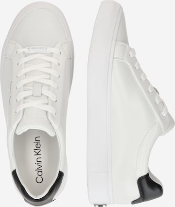 Calvin Klein - Sapatilhas baixas em branco