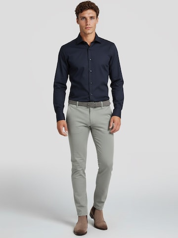 Profuomo Slim fit Button Up Shirt in Blue: front