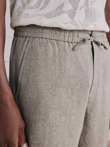 Loosefit Pantalon à pince Next en marron