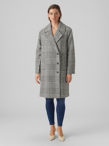 VERO MODA Between-Seasons Coat 'Hanna' in Black: front