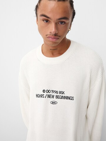 Bershka Sweater in White