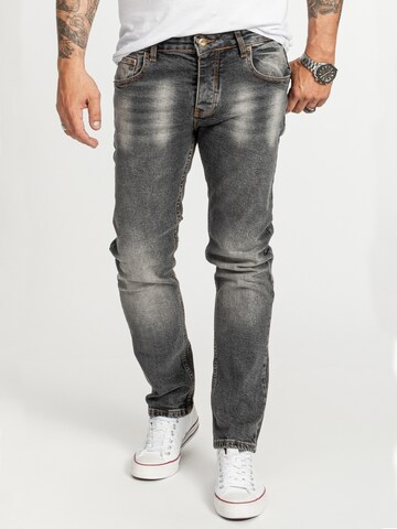 Rock Creek Regular Jeans in Grey: front