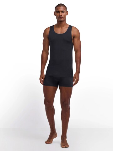 FALKE Undershirt 'Seamless' in Black