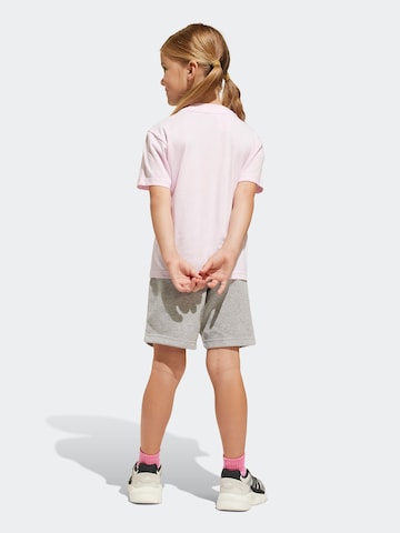 ADIDAS SPORTSWEAR Strój treningowy w kolorze różowy